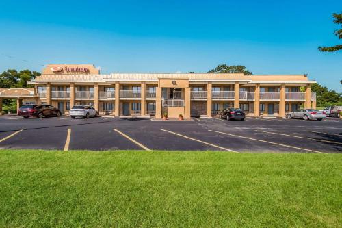 Econo Lodge Kearney - Liberty - Accommodation - Kearney