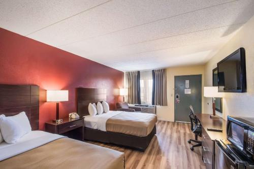 Double Room with Two Double Beds - Non-Smoking