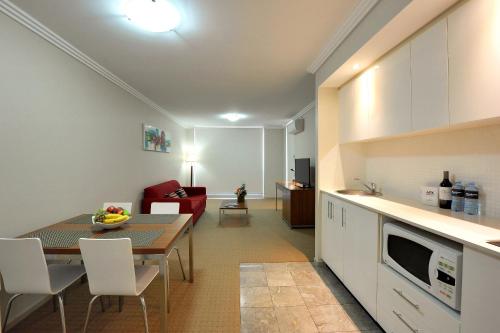 APX Darling Harbour - image 10