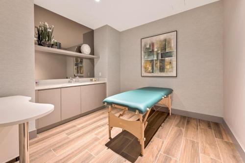 Luxury Apartment in Downtown Doral - image 34