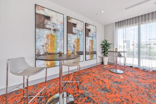 Luxury Apartment in Downtown Doral - image 42