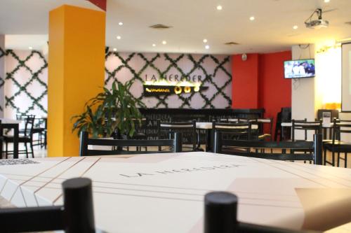 อาหารและเครื่องดื่ม, Hotel Florencia Poza Rica in เบนิโต ฆัวเรซ
