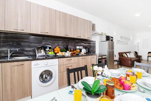 Valley View Superior Apartment - image 11