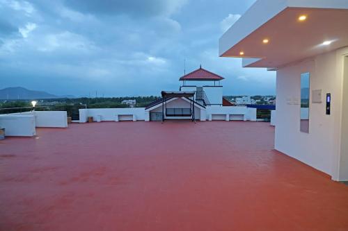 Kumaran Kudil - New Family Home Stay VL Bodinayakkanur, Theni