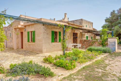  Possessio Sa Barrala El Taller, Pension in Campos