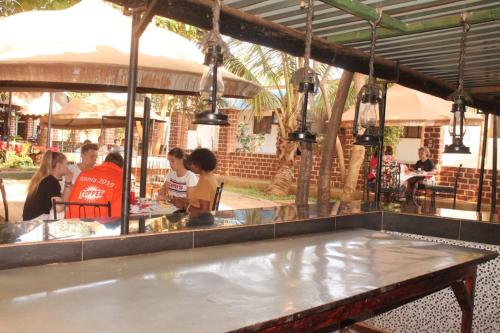 Ēdiens un dzērieni, Impala Safari Lodge in Voi