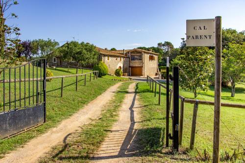 CAL PARENT – Casa “Nova” con piscina semi-climatizada y spa in Vilademuls