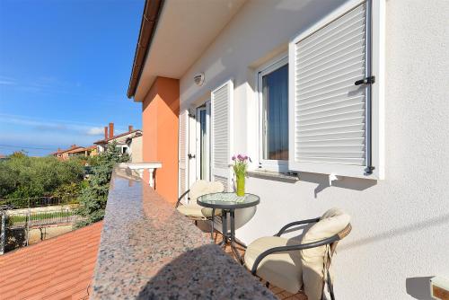 Apartment Vesna 2064 - image 8