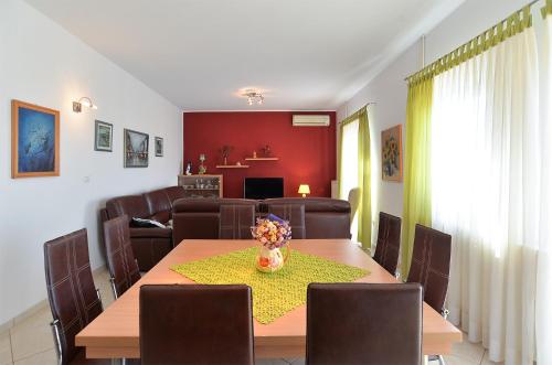 Apartment Vesna 2064