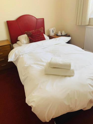 Ye Olde White Harte Hotel Room Type - Twin Room with Shared Bathroom