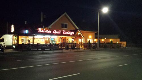 Balaton Grill Szállás Siófok (Balaton Grill Szallas Siofok) in บาลาตองกิลิตี