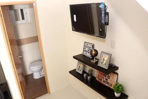 E4 Evanz Apartment with parking area