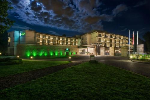 274406470 Holiday Inn Resort Warsaw Józefów by IHG