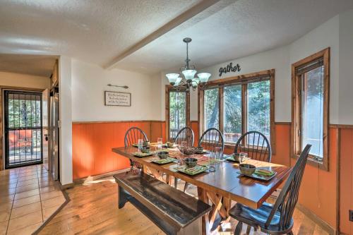 Deluxe Angel Fire Getaway, 4 Mi to Ski Slopes! in Angel Fire, USA