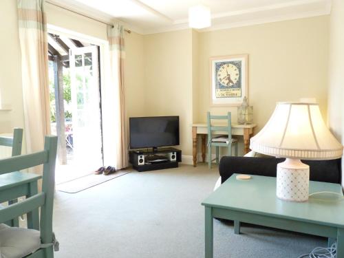 Secret Garden Hideaway For Adults – Eastbourne
