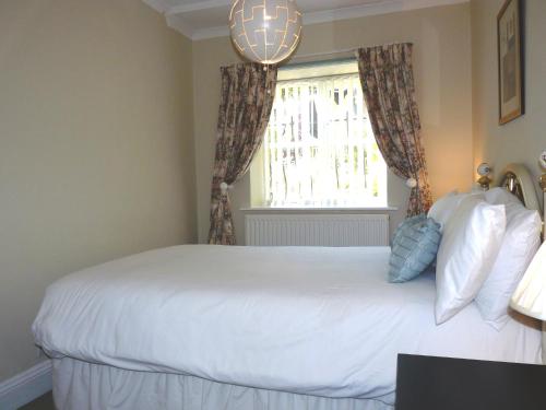 Secret Garden Hideaway For Adults – Eastbourne