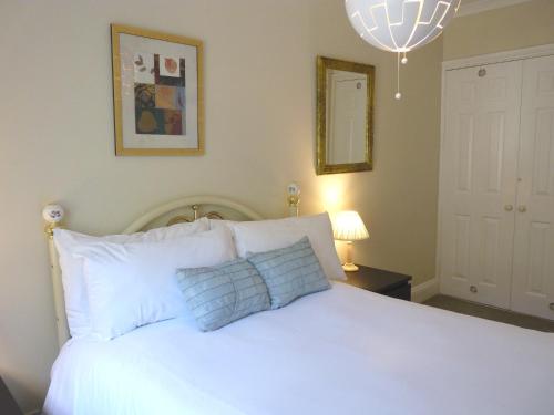 Secret Garden Hideaway For Adults – Eastbourne