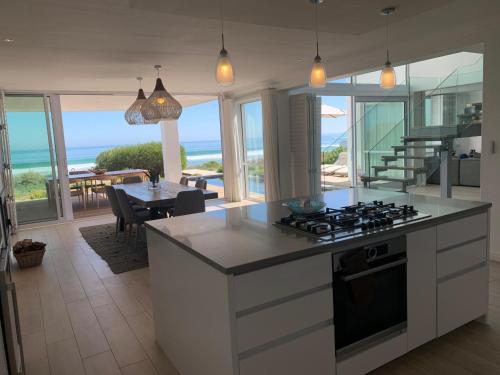 9 on the beach, St Helena Bay (Foto 7)