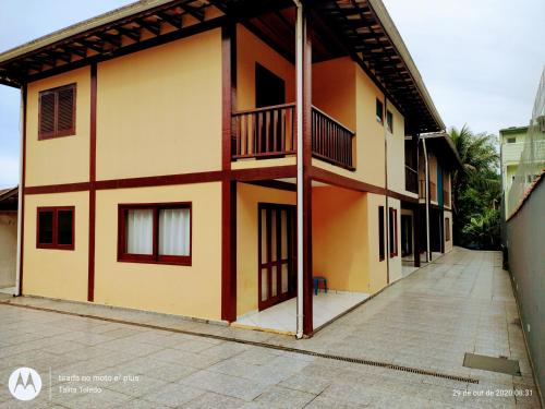 Recanto Canoa Pequena – khách sạn tại Praia Pereque-Mirim