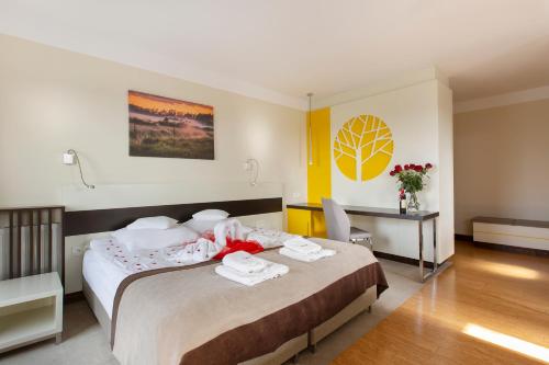 Deluxe Double or Twin Room with Balcony