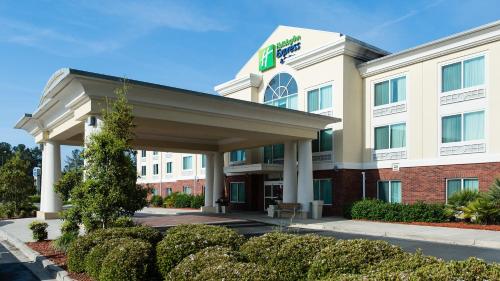 Holiday Inn Express Hotel & Suites Walterboro I-95