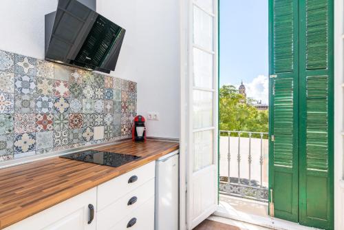 Suite Homes Plaza de la Merced - image 11