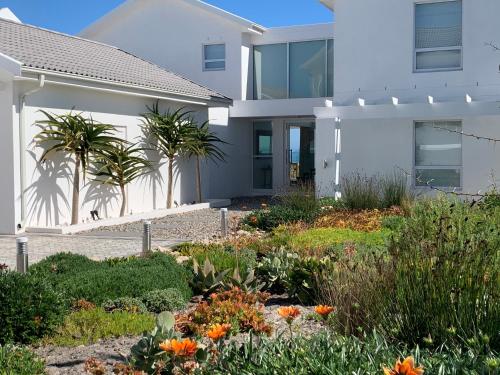 9 on the beach, St Helena Bay (Foto 4)