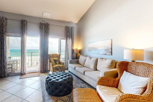 Crystal Sands II near 790 On The Gulf