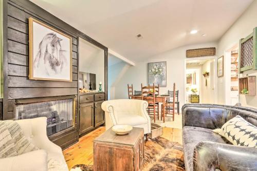 Upscale Rustic Duplex on Stream, Near Blowing Rock Upscale Rustic Duplex on Stream, Near Blowing Rock