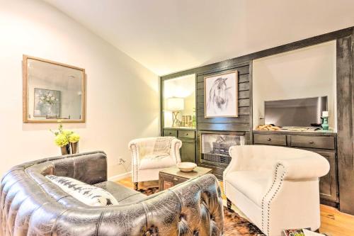 Upscale Rustic Duplex on Stream, Near Blowing Rock Upscale Rustic Duplex on Stream, Near Blowing Rock