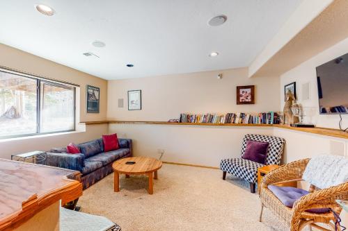 Dawn's Cabin - image 8