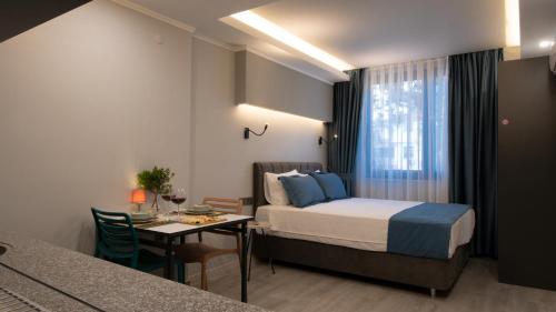 Superior Studio room in OPERA SUITES Apart Hotel