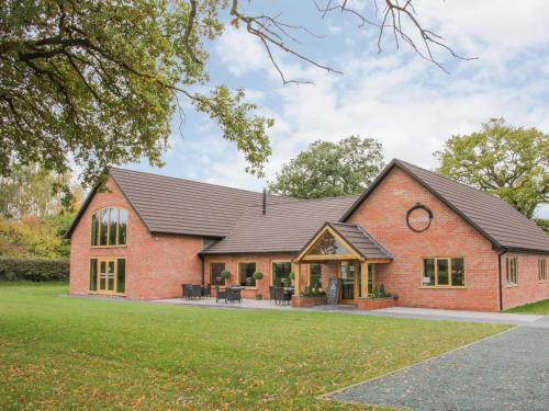 Oak Lodge, Shrewsbury, Albrighton, Shropshire