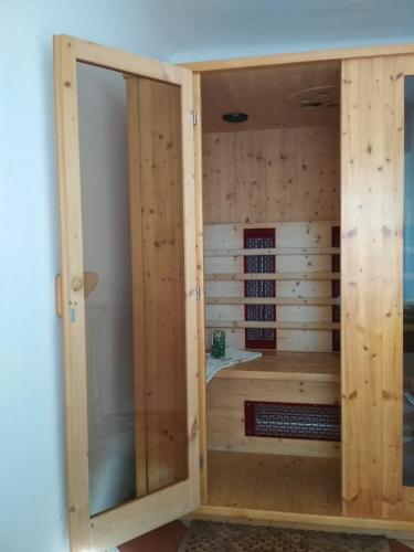 บริการและสิ่งอำนวยความสะดวก, Tettyei Házikó (Tettyei Haziko) in เตตเย