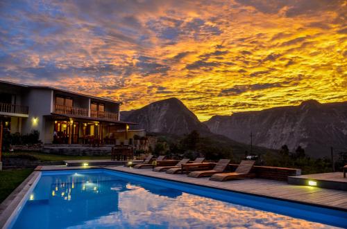 Peldbaseins, Gocta Andes Lodge in Valera