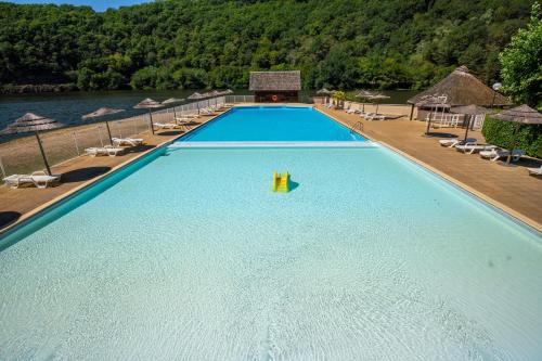 Camping Le château du gibanel