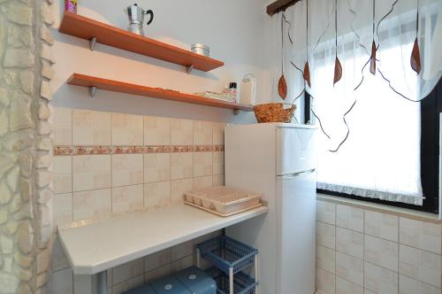 Apartment image 10