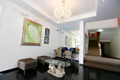 Victoria's Suite Hotel