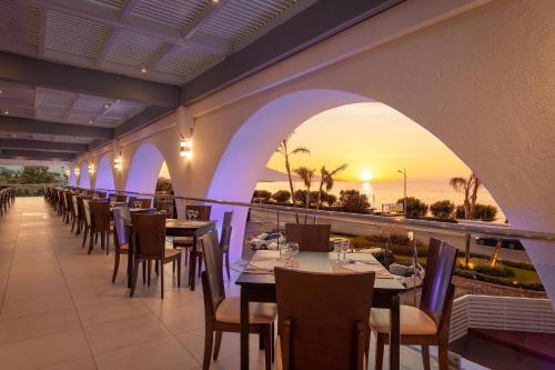 Oceanis Hotel - image 3