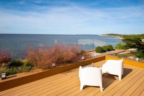 Villa Gloss - image 2