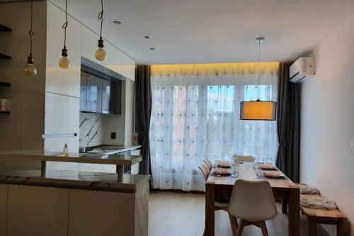 Луксозен апартамент с WiFi на 10км от Боровец - Apartment - Samokov
