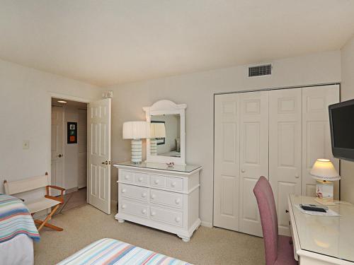 Sea Colony Harbour House II - image 12