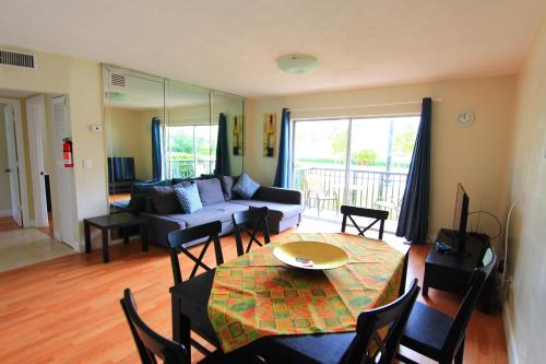 Sunny Isles Apartments by MiaRentals in Sunny Isles Beach