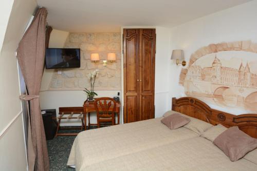 Familia Hotel - image 7