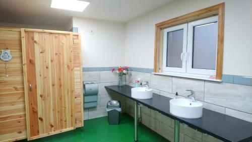 Camping Pod Heaven - image 9