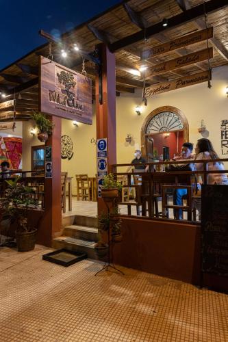 Restoran, Wild Olive Guest House in Ica