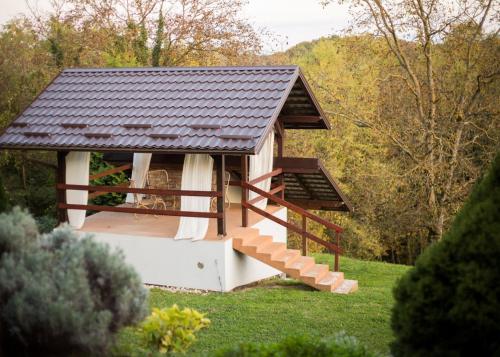 Green Hills Cottage in Zagorje with magnificent view