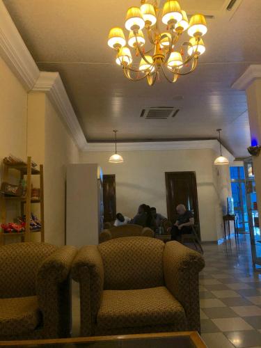 ผับ/เลาจน์, Maple Leaf Korean Hotel in เทซาโน