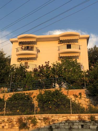 Apartments Vila Emiliano in Borsh