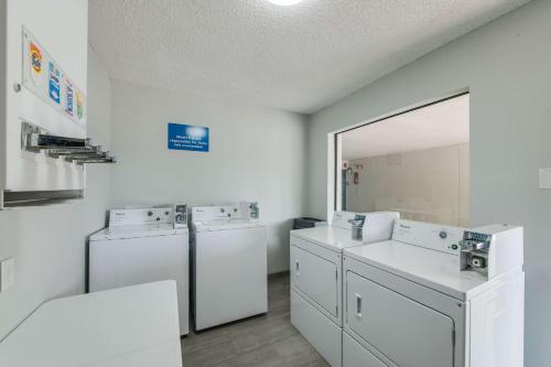 Motel 6-Kilgore TX - image 6